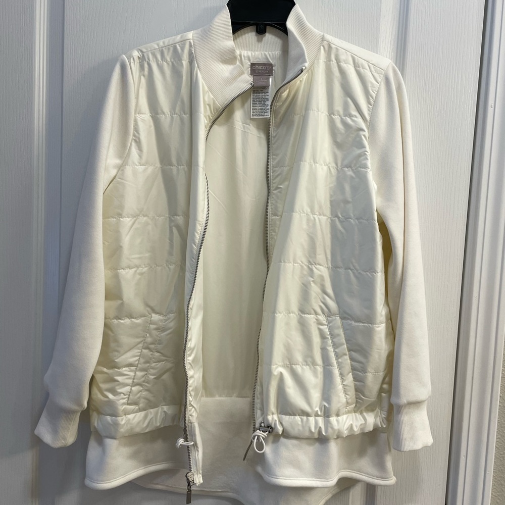 Jacket by Chico Zenergy size 1